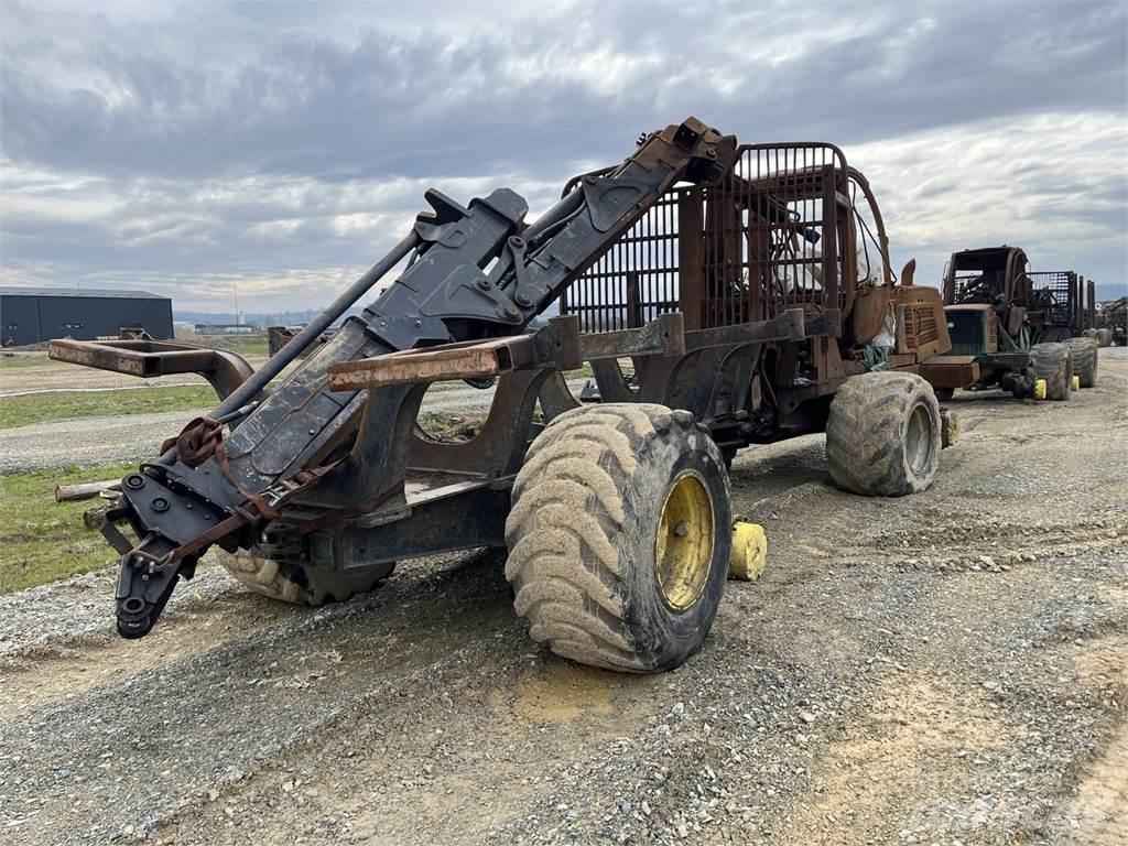 John Deere 1210E Forwardery