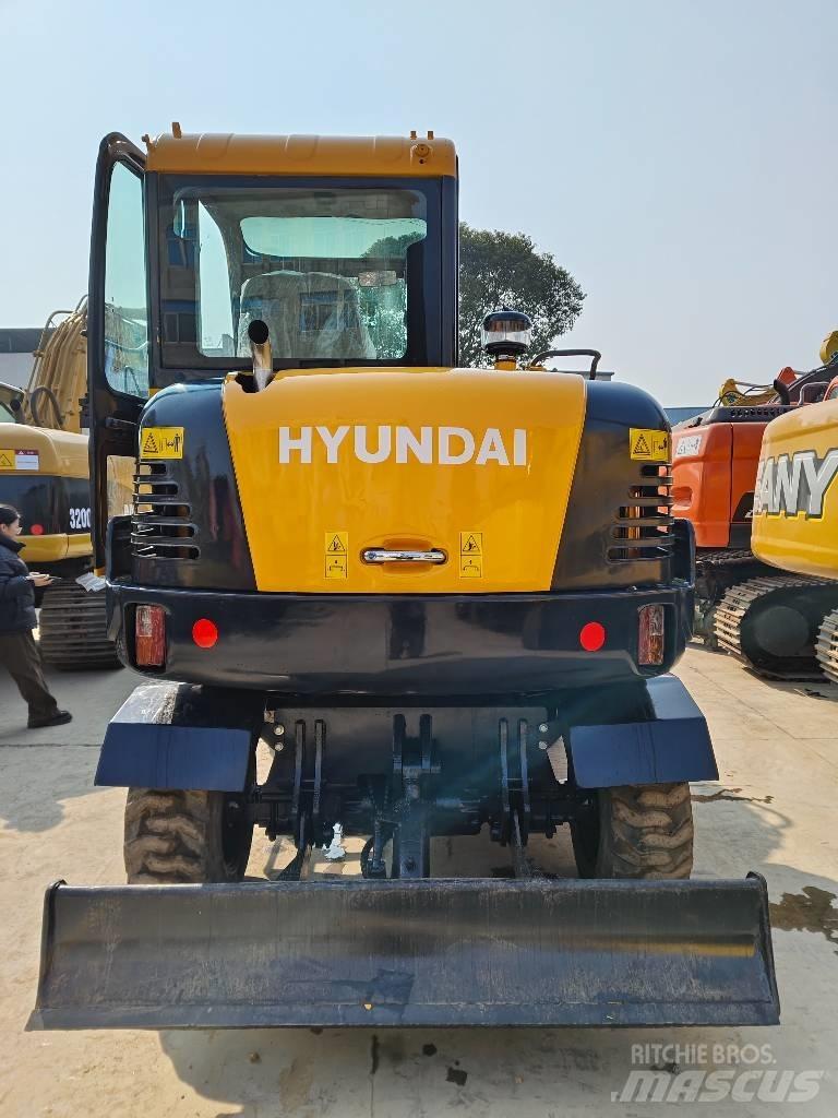 Hyundai 60 W Koparki kołowe
