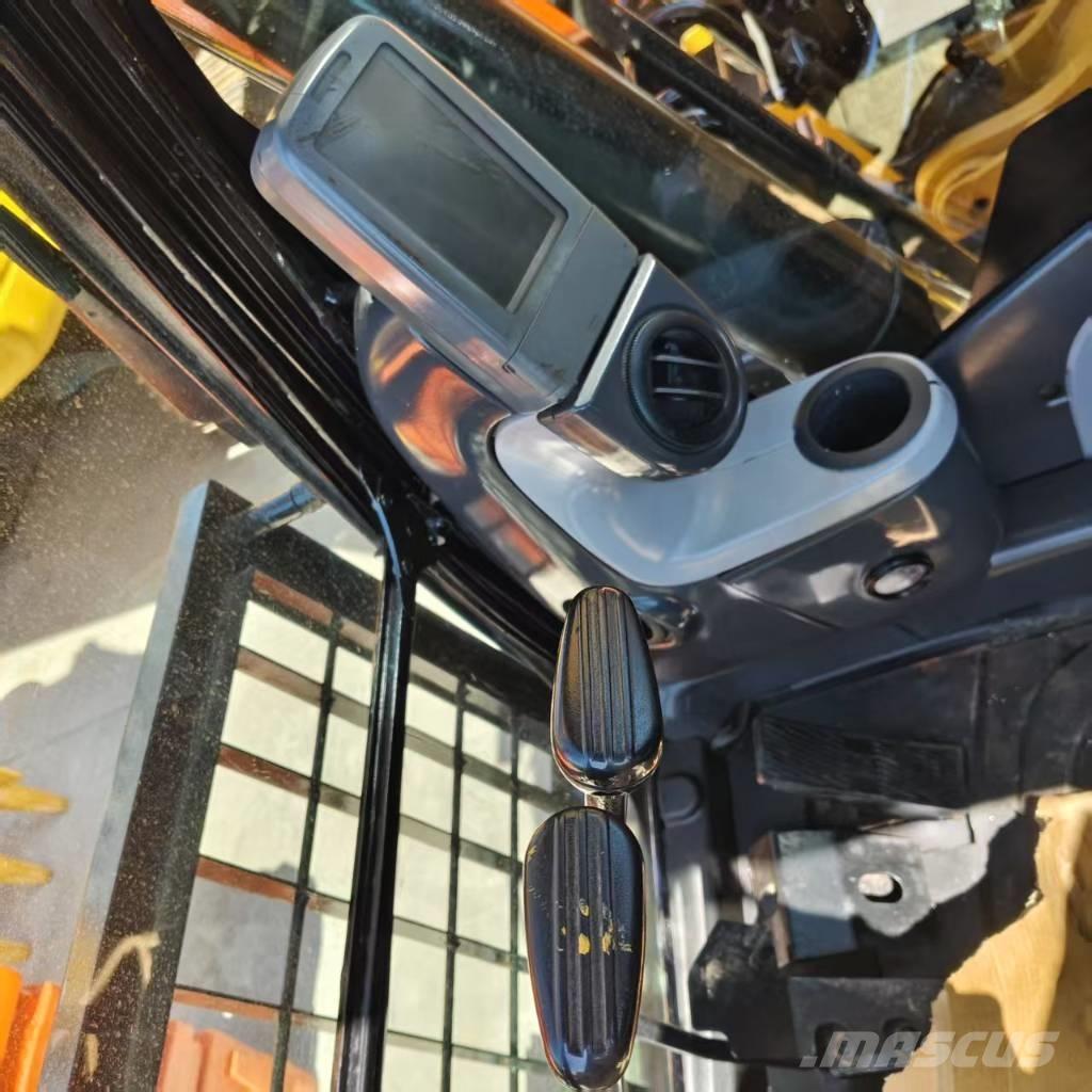 CAT 320 D Koparki gąsienicowe