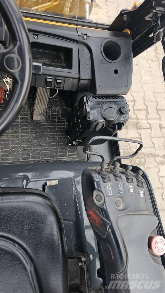 CAT GP 25 NT Wózki LPG