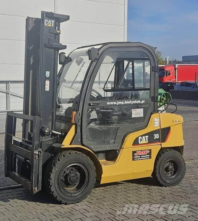 CAT GP 30 N Wózki LPG
