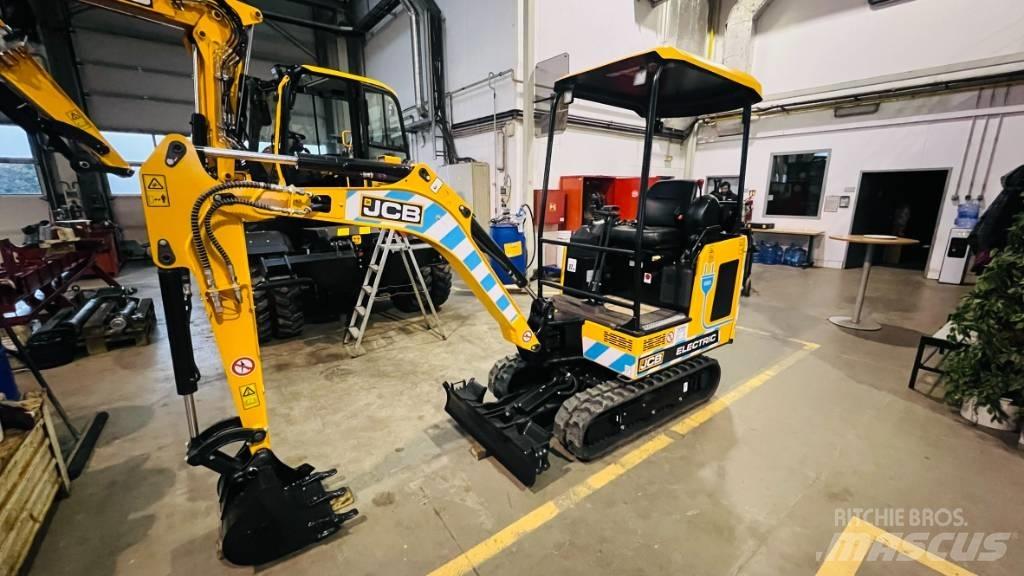 JCB 19 Etec Minikoparki