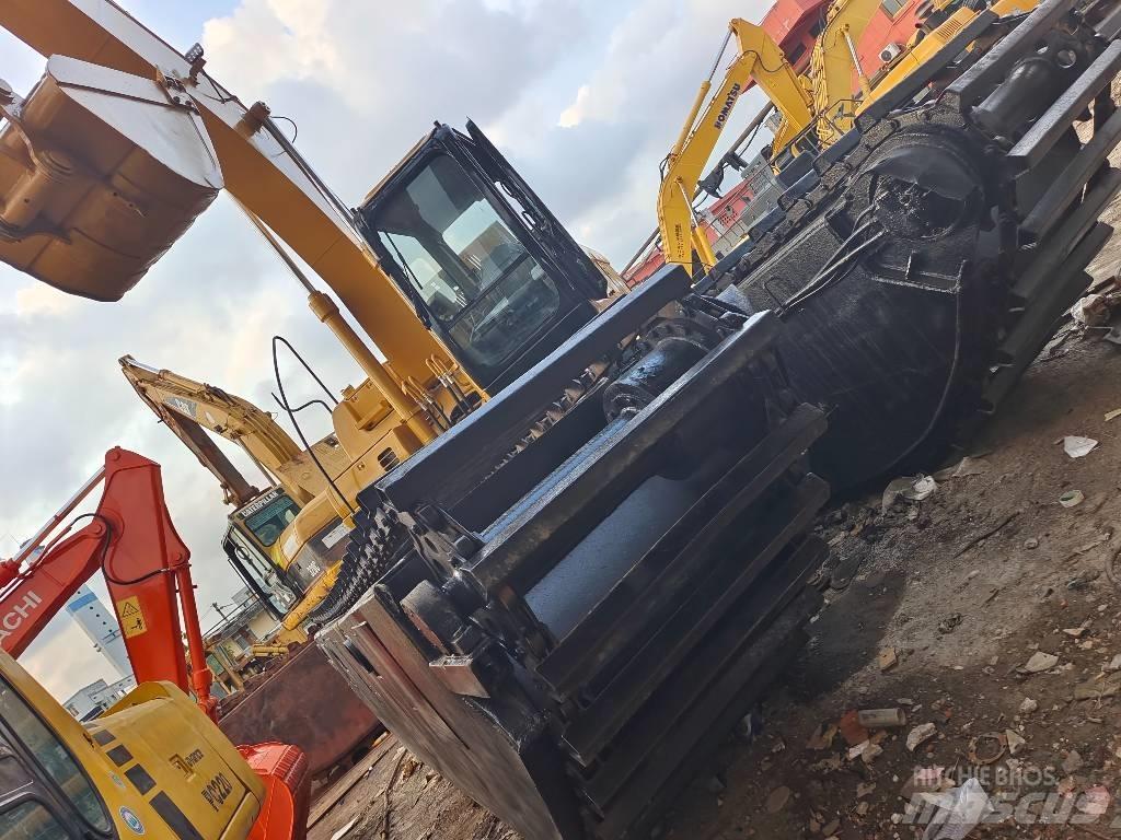 CAT 320 C Koparki pływające - amfibie