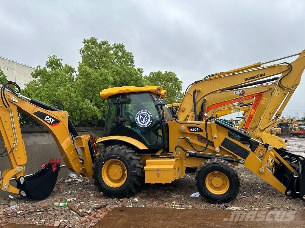CAT 420 F Koparko-ładowarki