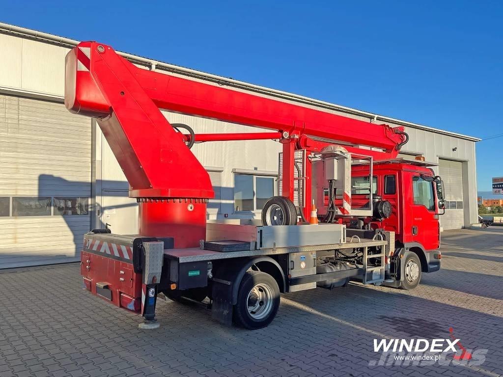 Wumag WT 250 Podnośniki koszowe