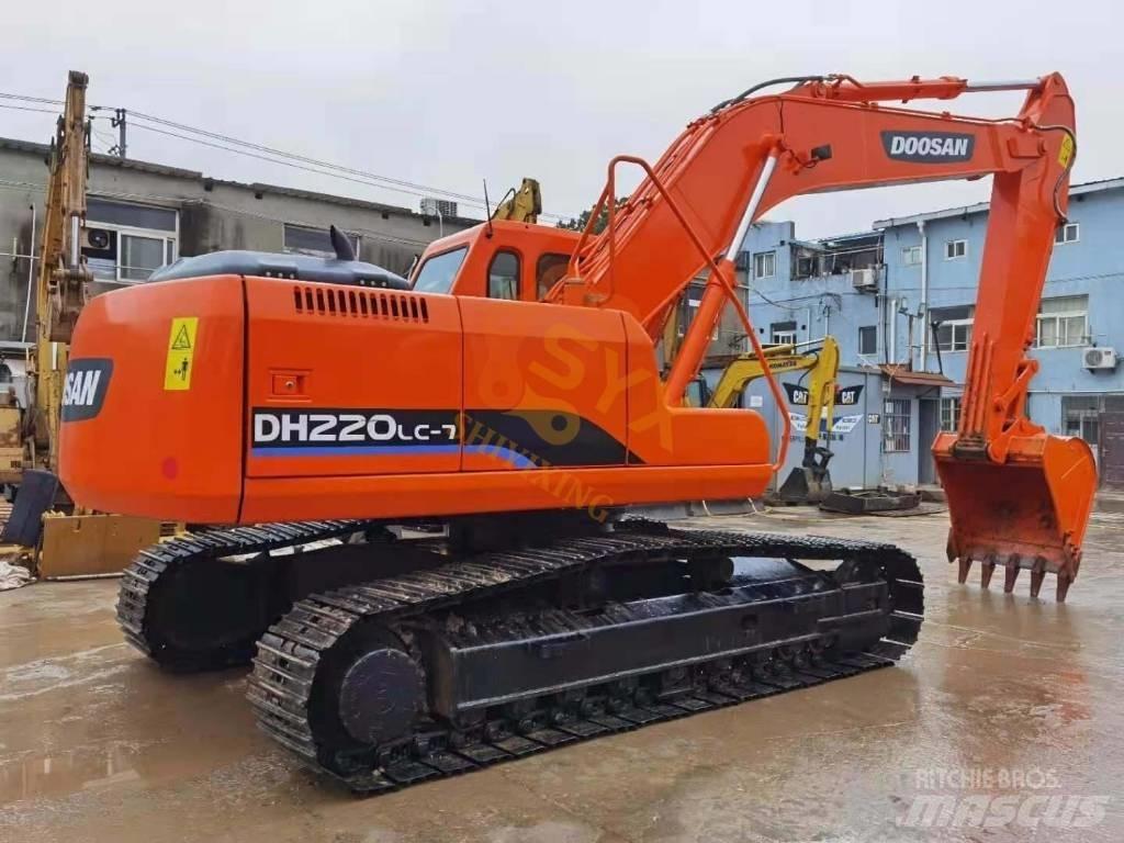 Doosan 220 LC-7 Koparki gąsienicowe
