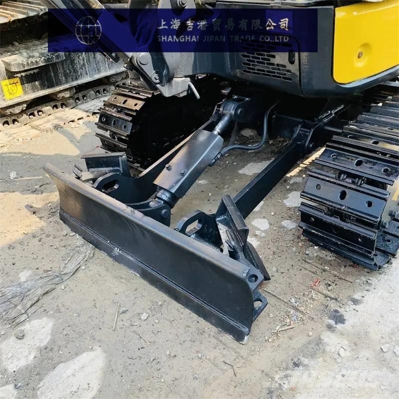 Yanmar Vio 17 Minikoparki