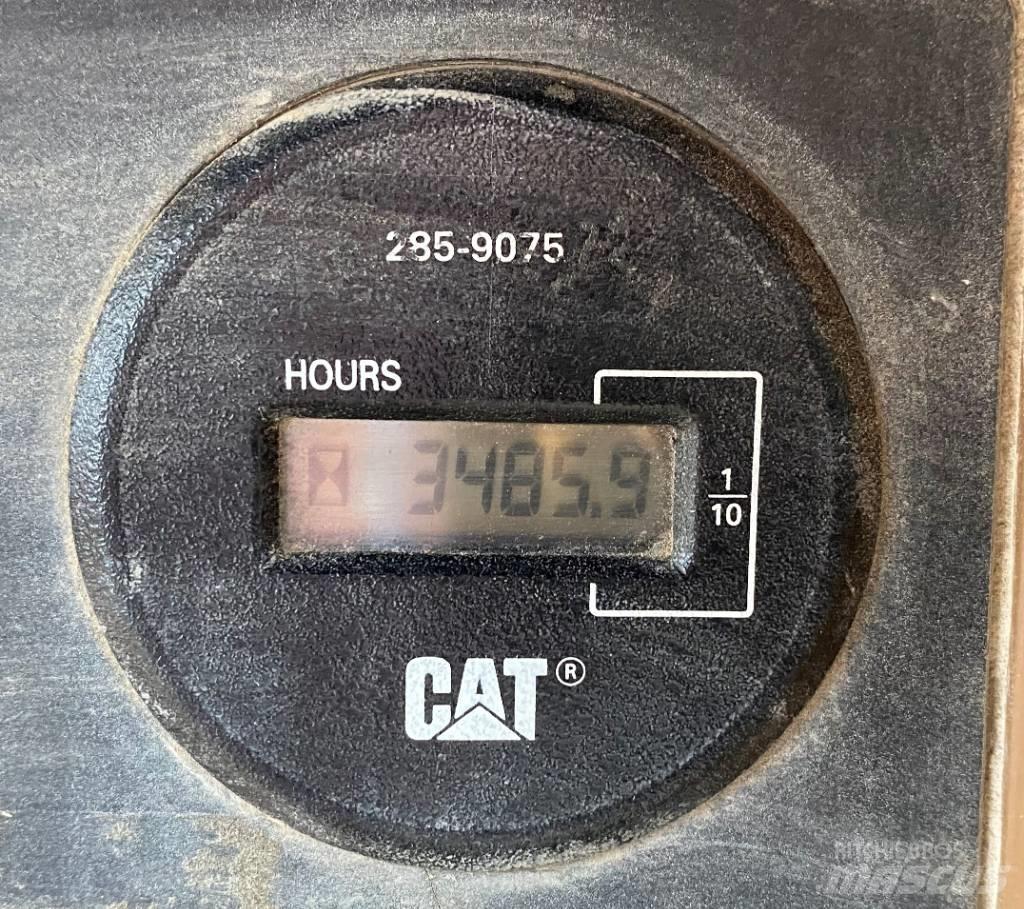 CAT D 11 N Spycharki gąsienicowe