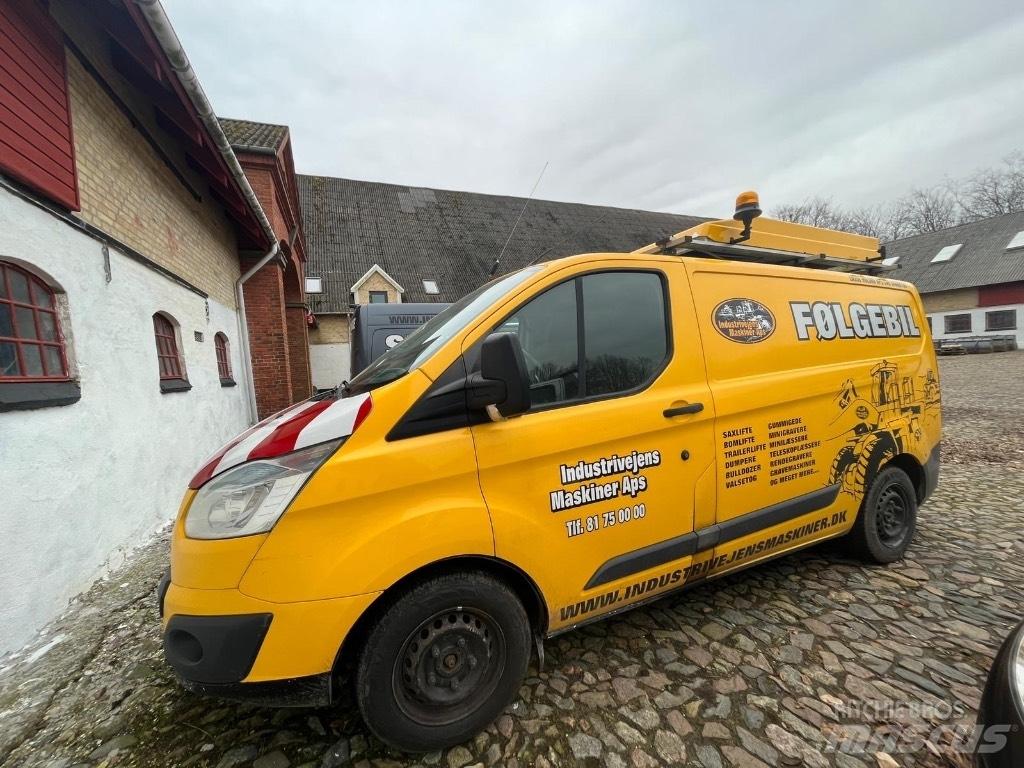 Ford Transit Custom Samochody osobowe
