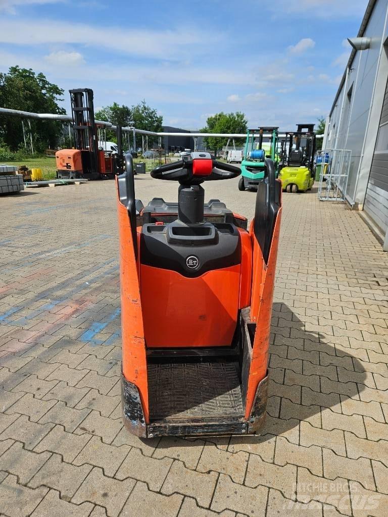 BT LPE250 Wózki widłowe unoszące z platformą dla operatora