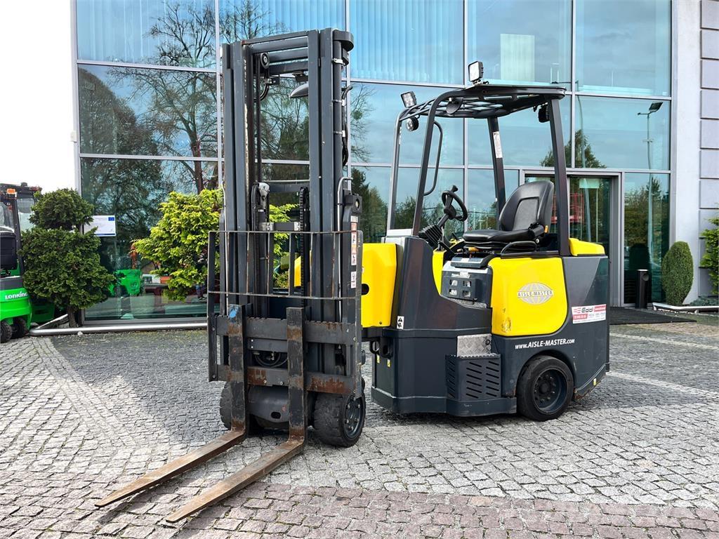 Aisle-Master 15NE Wózki widłowe do wąskich korytarzy