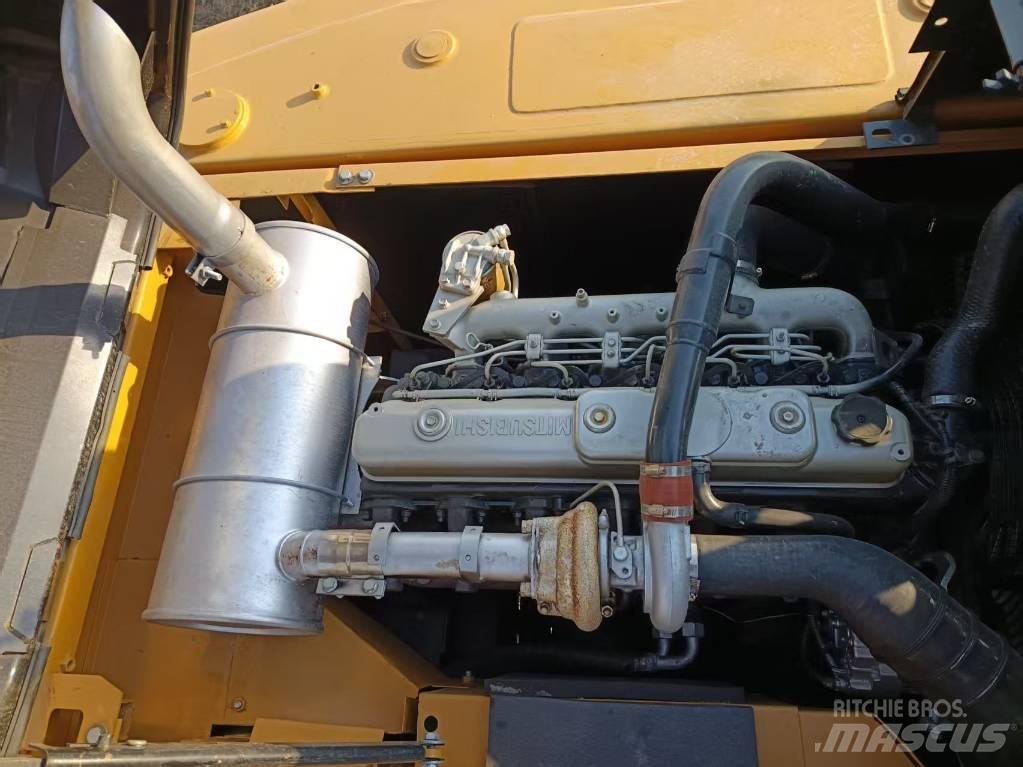 Sany SY215H Koparki gąsienicowe