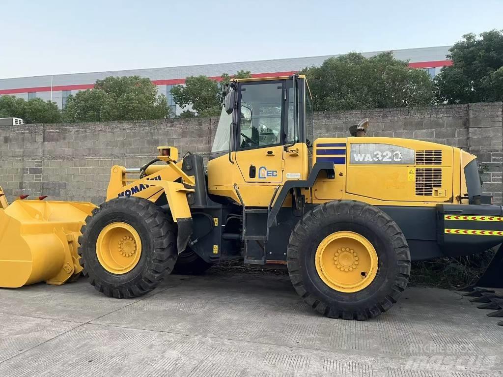 Komatsu WA 320 Ładowarki kołowe