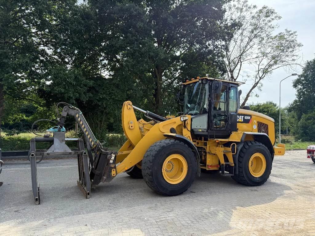 CAT 926M 4 Buckets Ładowarki kołowe