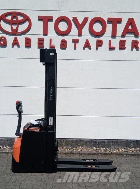 Toyota SPE160L Samojezdne maszyny do załadunku