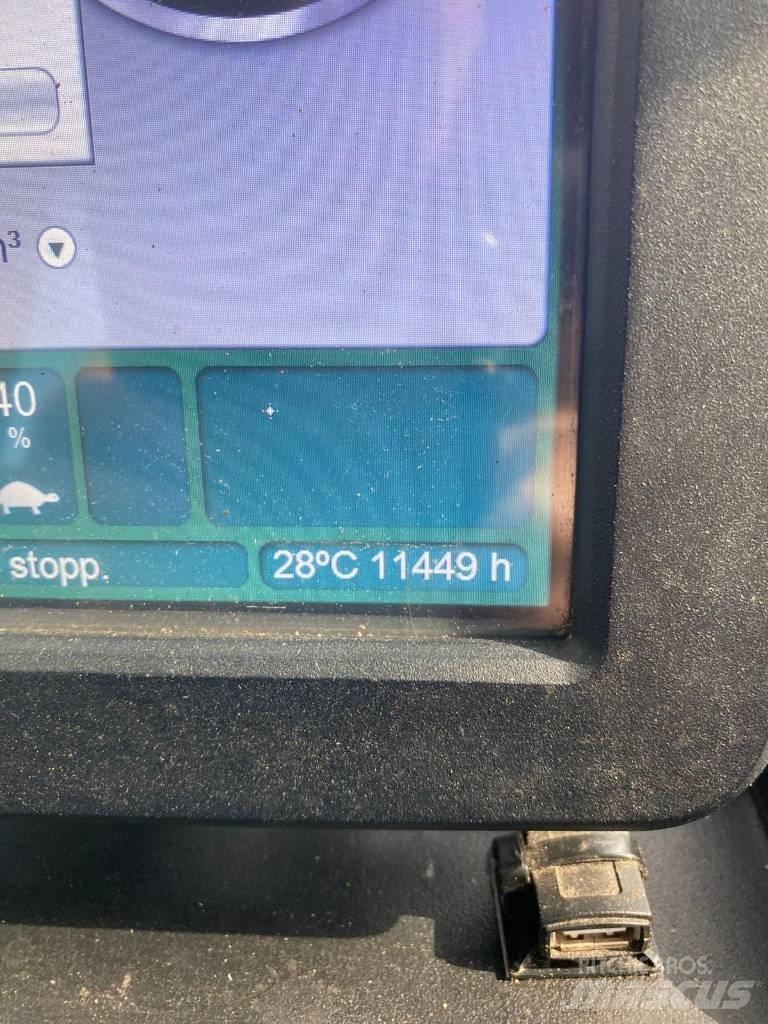 John Deere 1210 G Forwardery