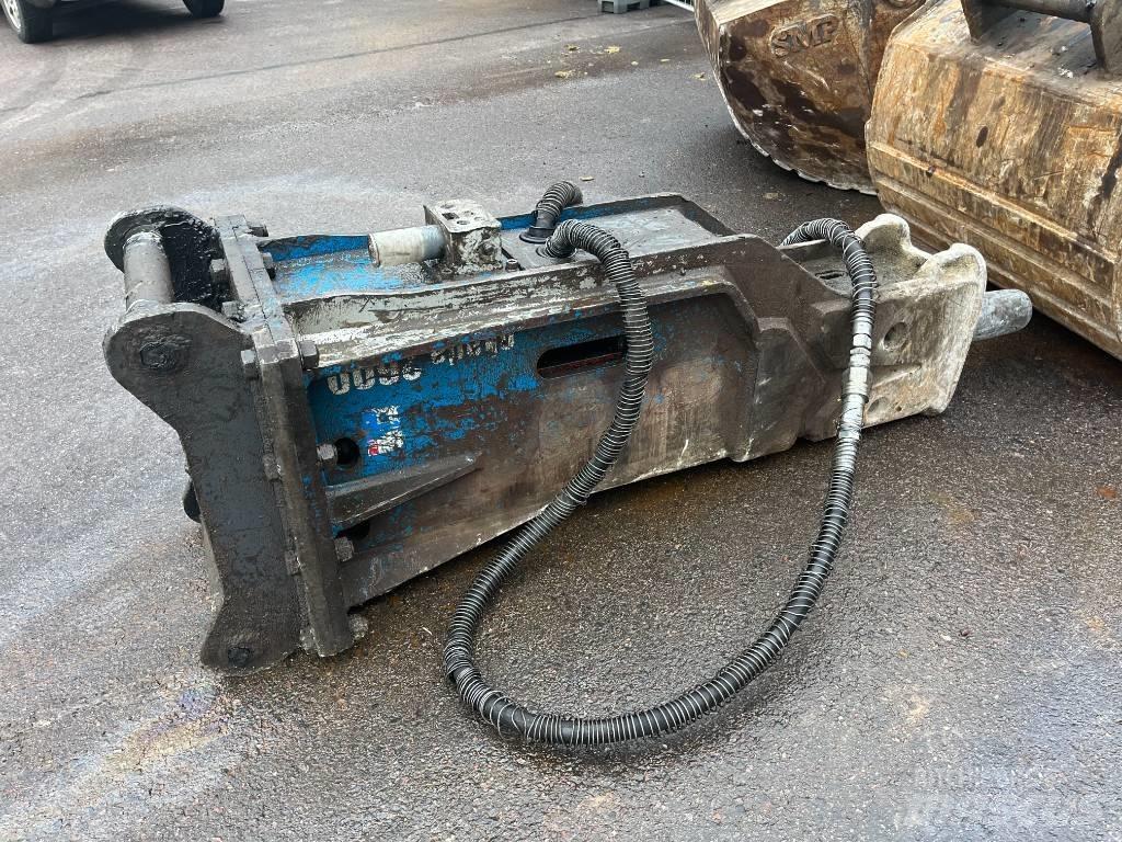 Okada H2600 Młoty hydrauliczne