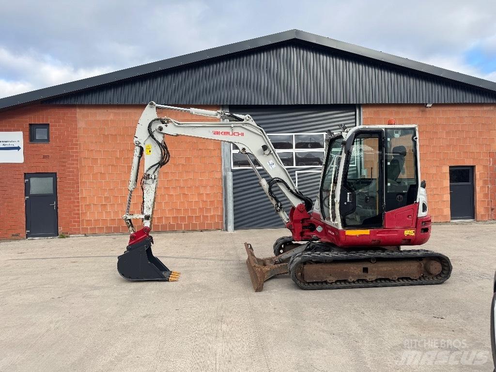 Takeuchi TB 260 Minikoparki