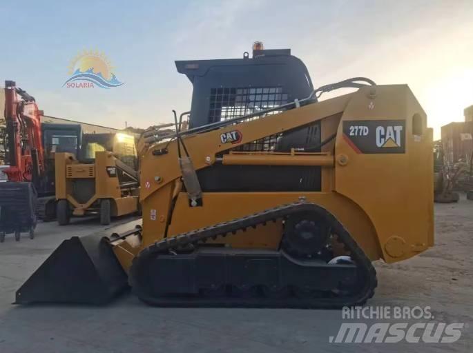 CAT 277D Ładowarki burtowe