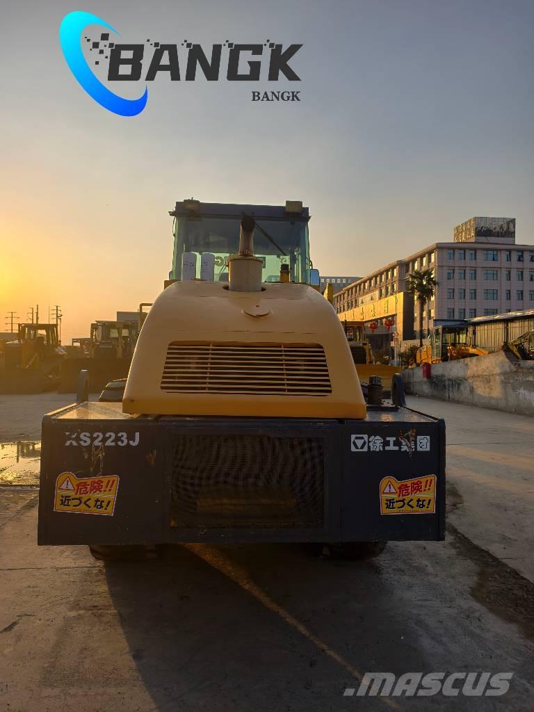 XCMG XS 223 J Walce jednobębnowe