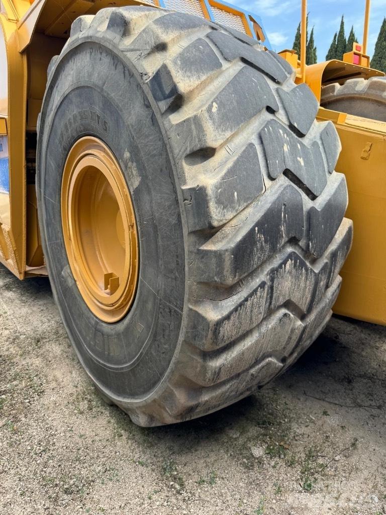 CAT 631 G Skrobaki