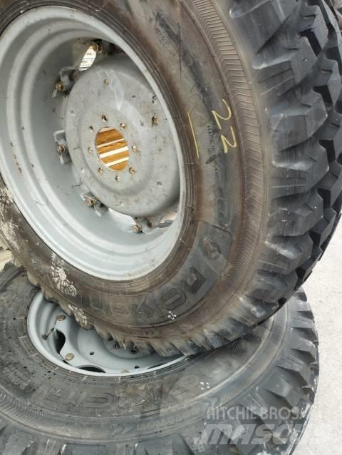 Nokian 440/80X30 Opony, koła i felgi