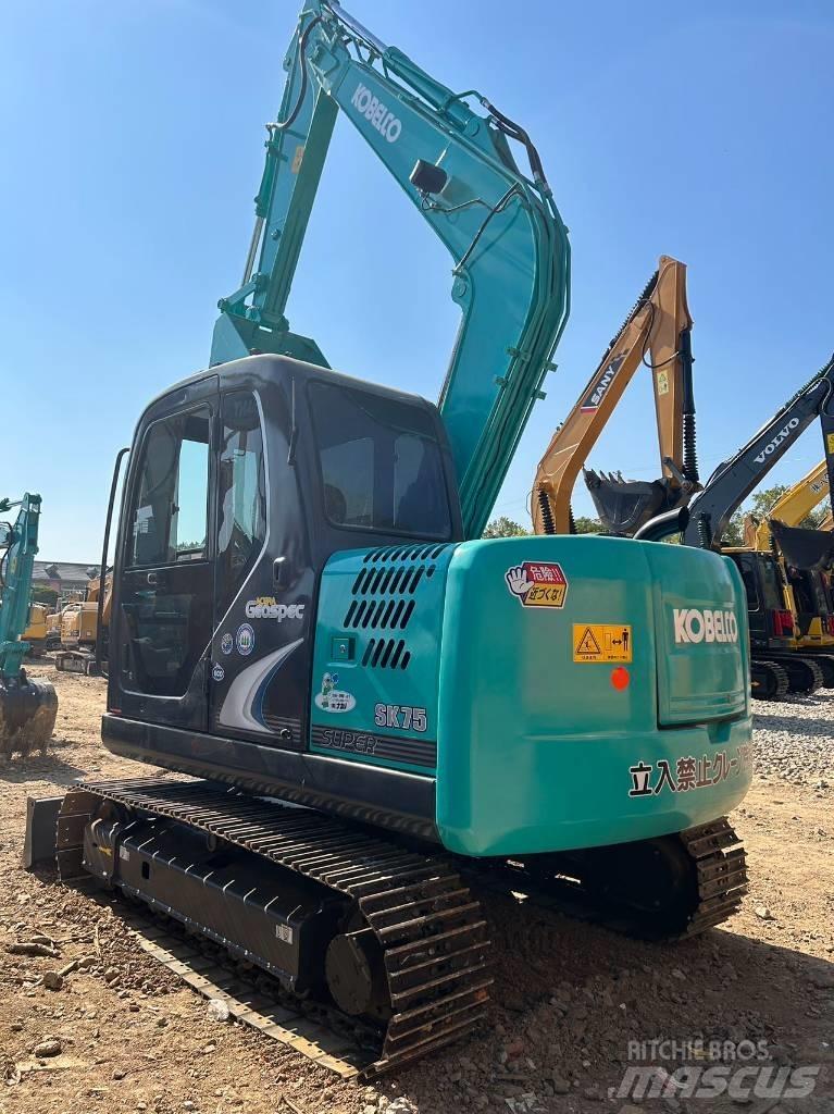 Kobelco SK 75 Minikoparki