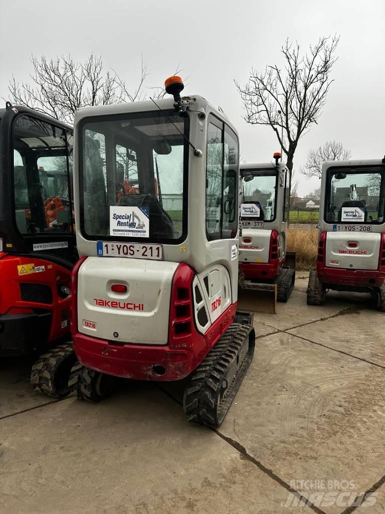 Takeuchi TB 216 Minikoparki