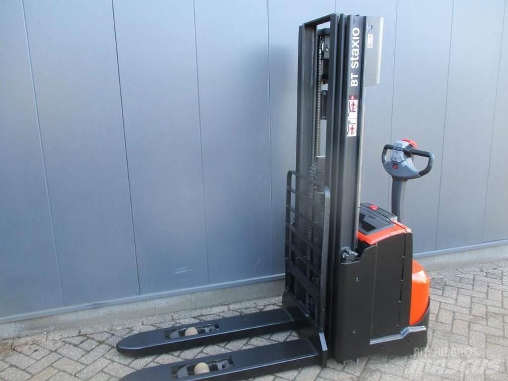 BT SWE 140L Wózki widłowe unoszące z dyszlem