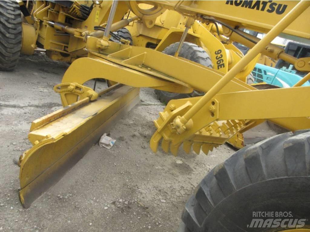 Komatsu GD 623 Równiarki