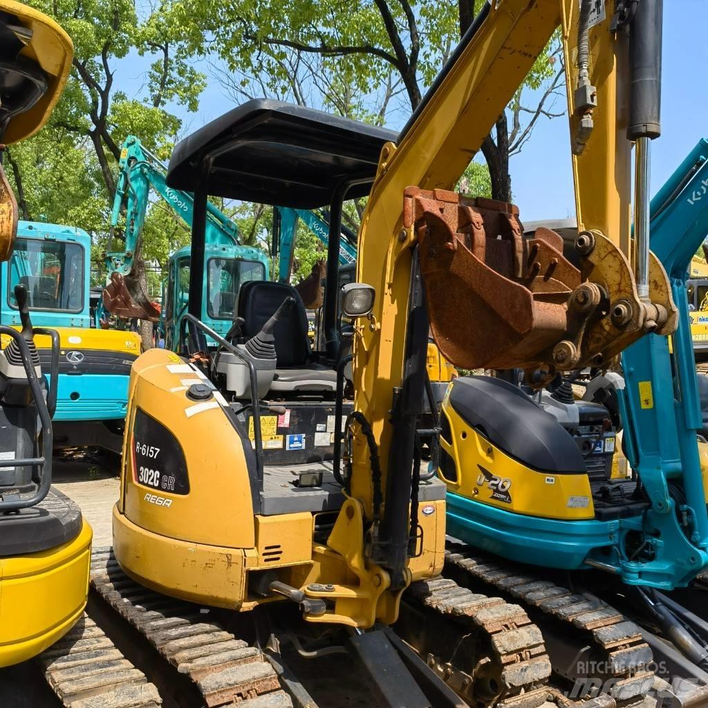 CAT 302 Minikoparki