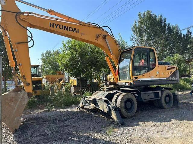 Hyundai 210W Koparki kołowe