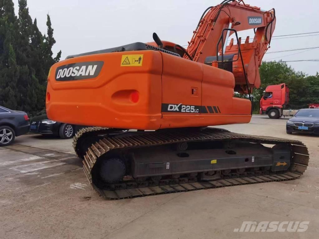 Doosan dx225 Koparki gąsienicowe