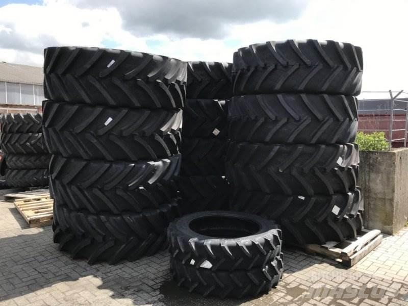 BKT 710/70R38 Opony, koła i felgi