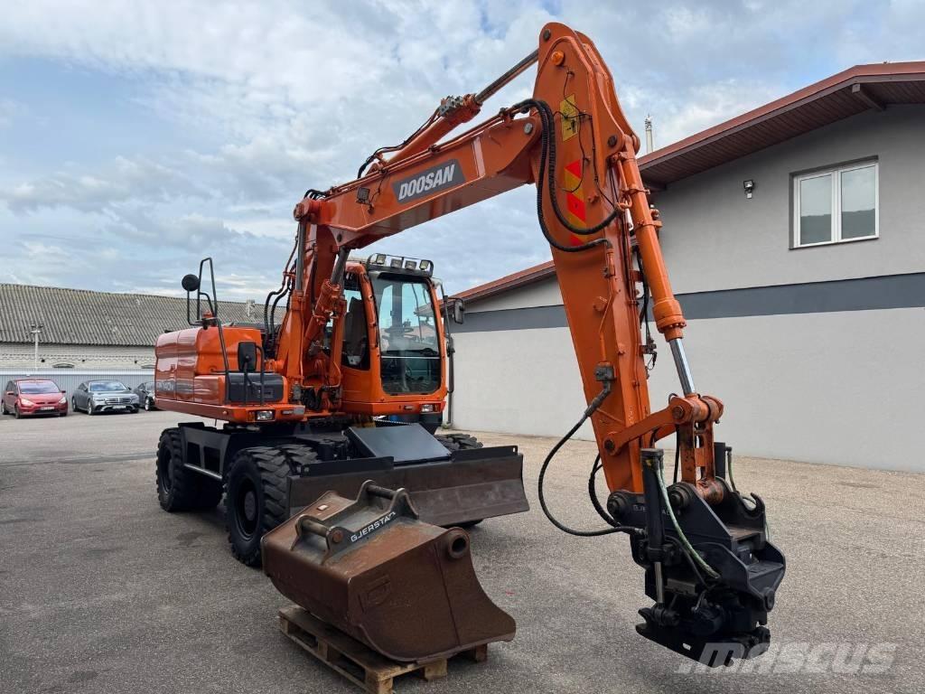 Doosan DX 140 W Koparki kołowe