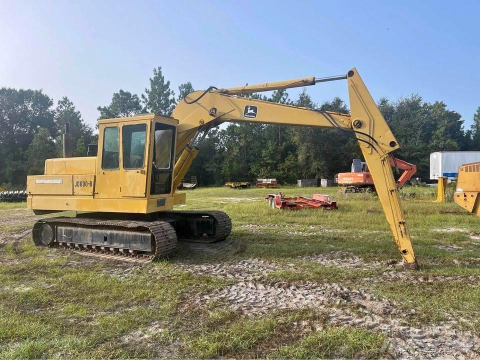 John Deere 690 B Koparki gąsienicowe