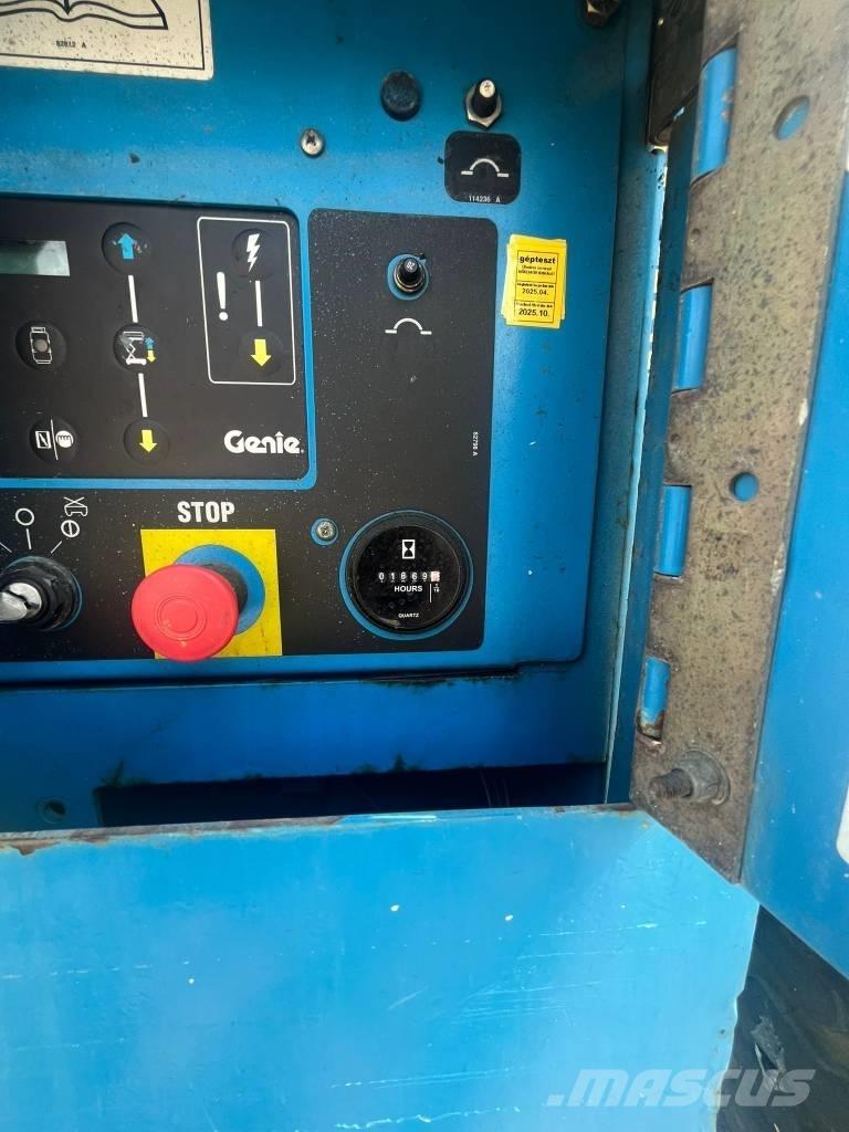 Genie GS 3384 RT Podnośniki nożycowe