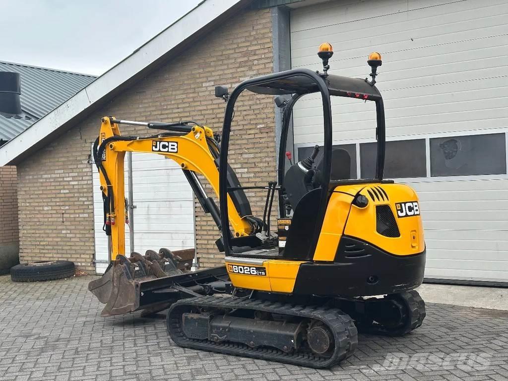 JCB 8026 CTS Minikoparki