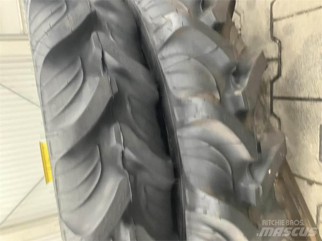 Taurus 230/95R36 Opony, koła i felgi