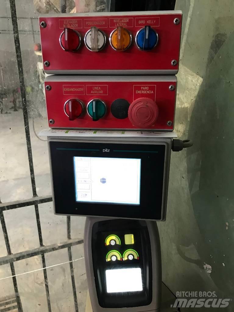 CAT 330 C Koparki gąsienicowe