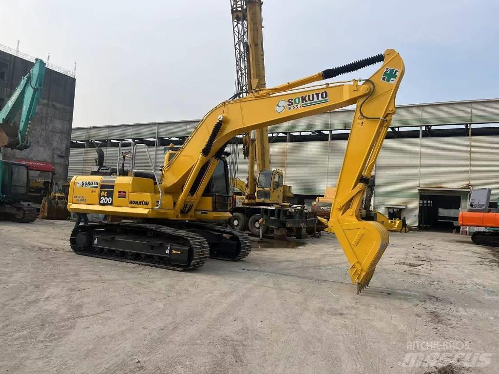 Komatsu PC 200-8N1 Koparki gąsienicowe