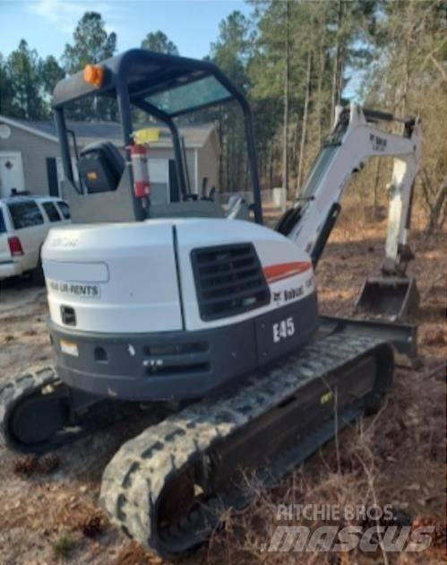 Bobcat E45 Minikoparki