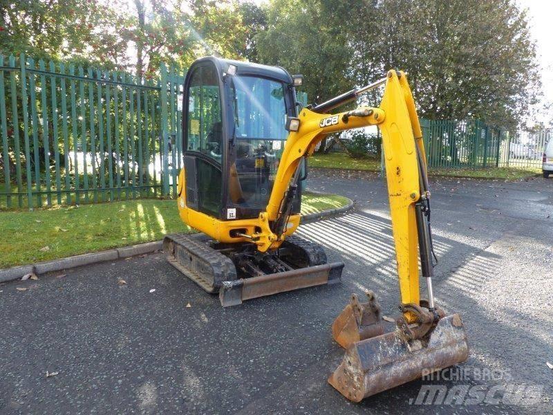 JCB 8018 Minikoparki