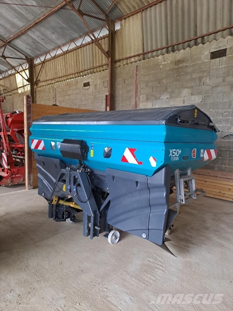 Sulky X50+ Opryskiwacze do nawozów sztucznych