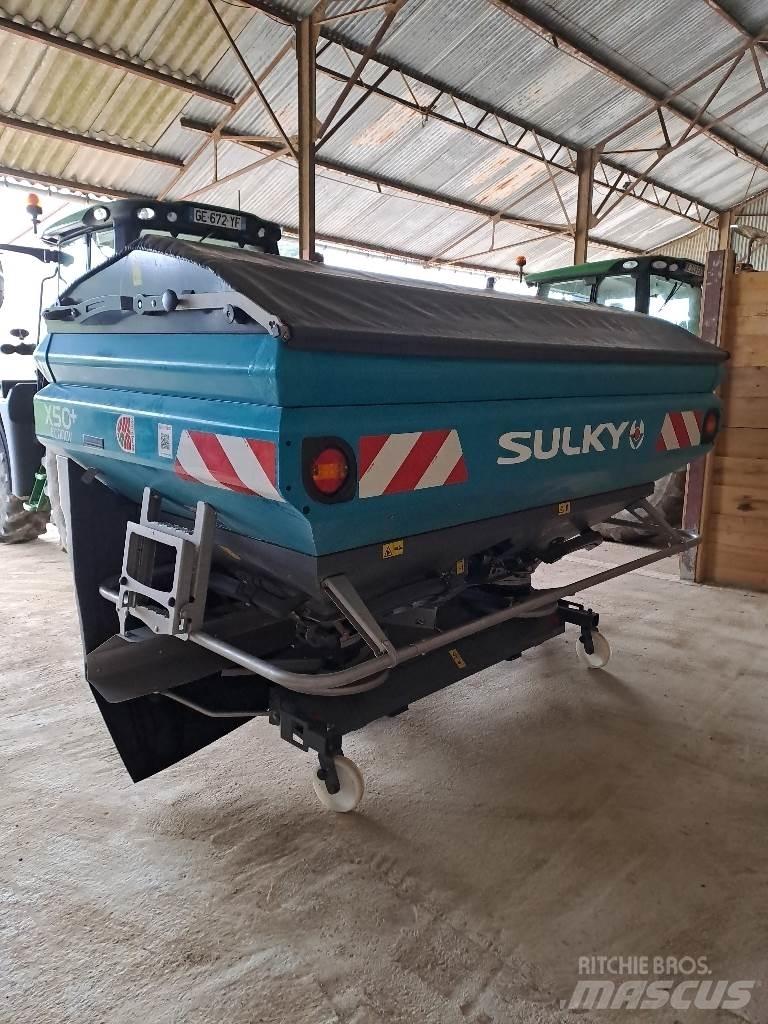 Sulky X50+ Opryskiwacze do nawozów sztucznych