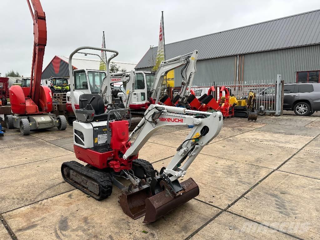 Takeuchi TB 210 R Minikoparki