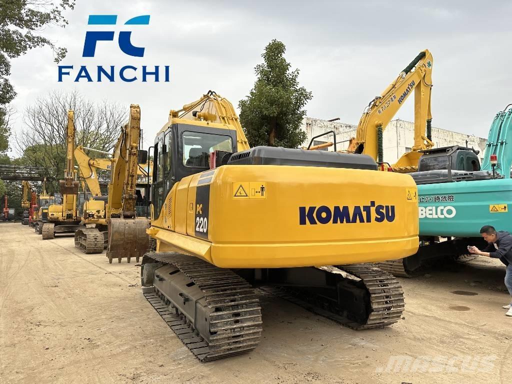 Komatsu PC 220 Koparki gąsienicowe