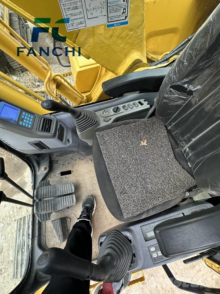 Komatsu PC 220 Koparki gąsienicowe