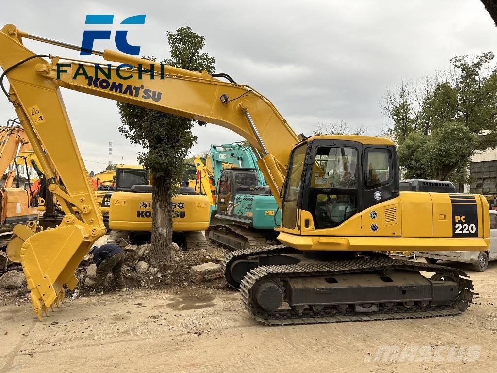Komatsu PC 220 Koparki gąsienicowe