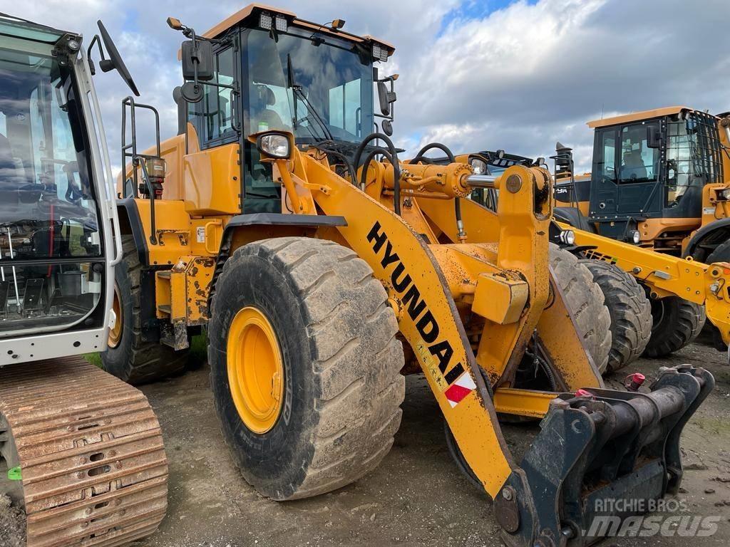 Hyundai HL 960 Ładowarki kołowe